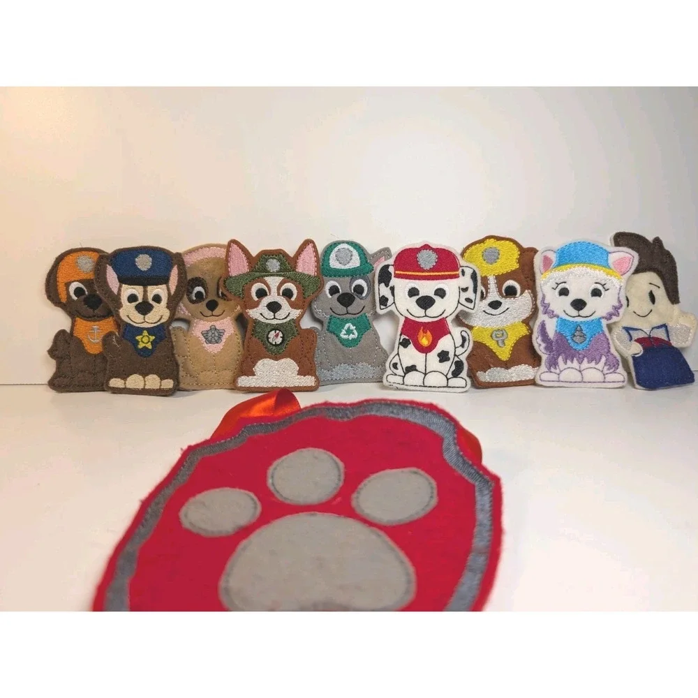 Paw Patrol Nickelodeon Felt Finger Puppets Hand Crafted With Carry Case Lot Of 9